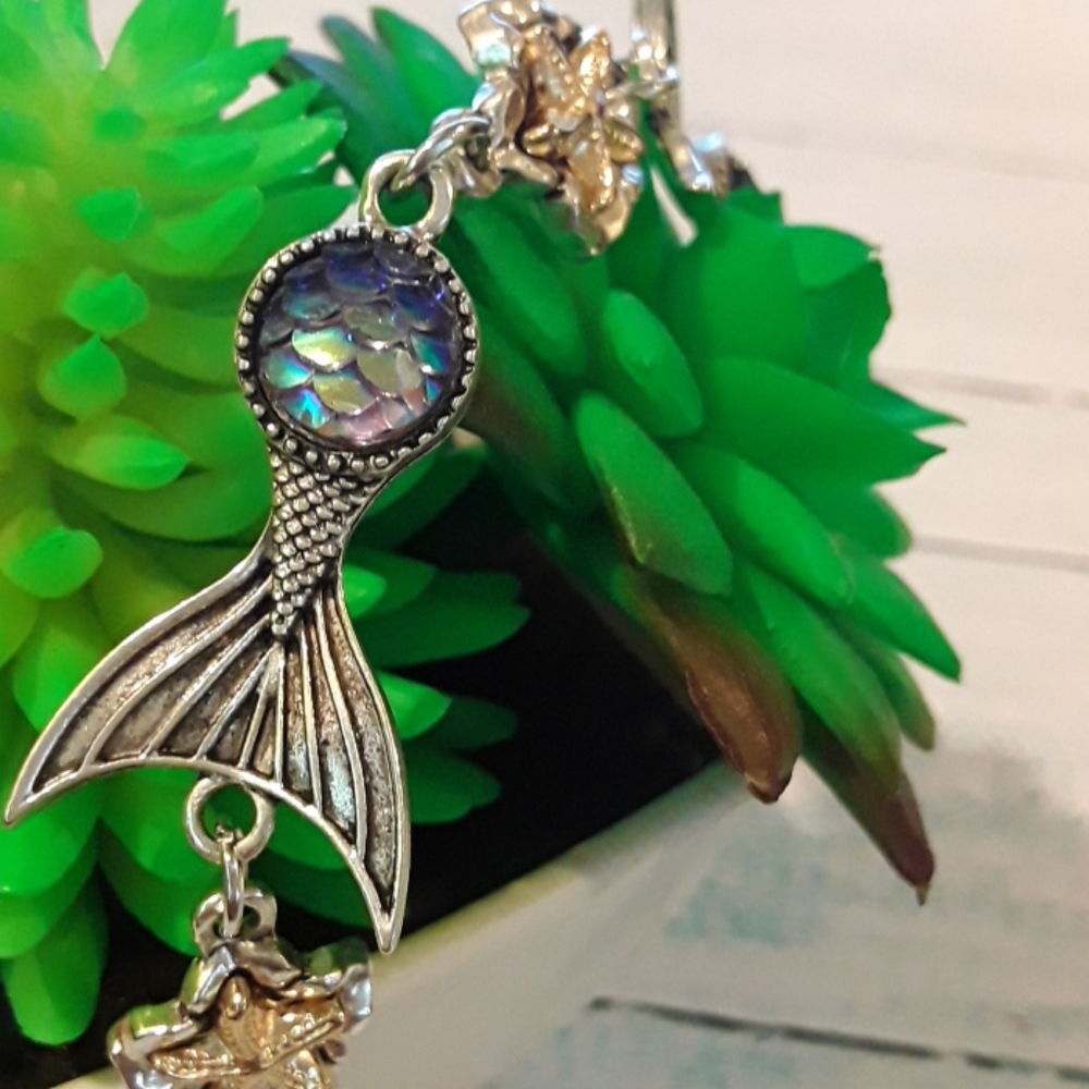 Mermaid tail bracelet